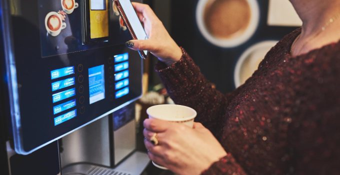 Cafeaua de la automat: Ce ascunde de fapt?