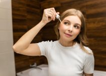 Cum să îți îngrijești părul fără a-l încărca de produse chimice