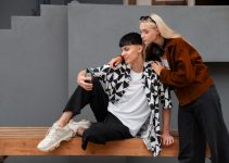 Cum combini hainele sport cu cele elegante
