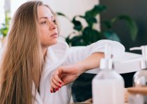 Cum să alegi produsele potrivite pentru curățarea scalpului