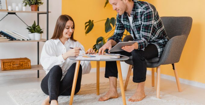 Cum să alegi mobilierul potrivit pentru un living confortabil