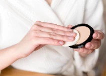 Blush-ul cremă: De ce oferă un efect mai natural pe anumite tipuri de ten